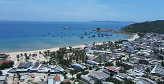 Bãi biển Bãi Nồm Phú Yên: Nét đẹp nguyên sơ xứ biển, Traveloka VN