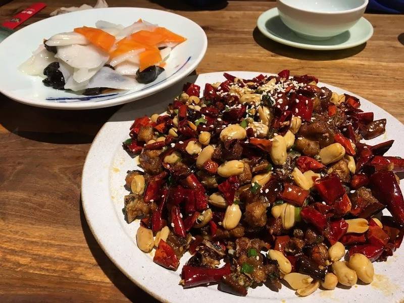 Gà Kung Pao với cách chế biến truyền thống tại Taolin