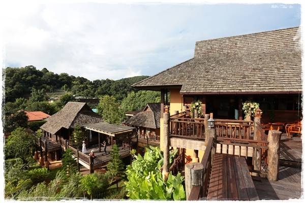 บ้านม่อนม่วน (Baan Mon Muan)