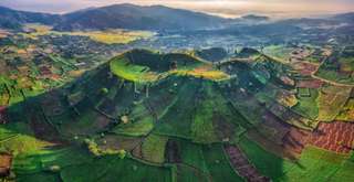 Top 5 núi lửa ở Việt Nam cho tín đồ yêu du lịch mạo hiểm, Traveloka VN