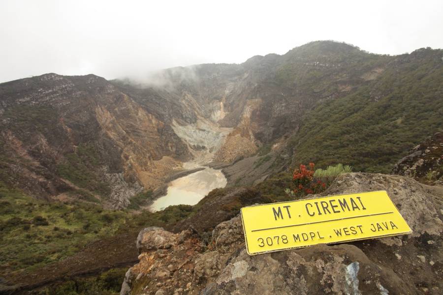 Gunung Ciremai (via Linggarjati pendek)