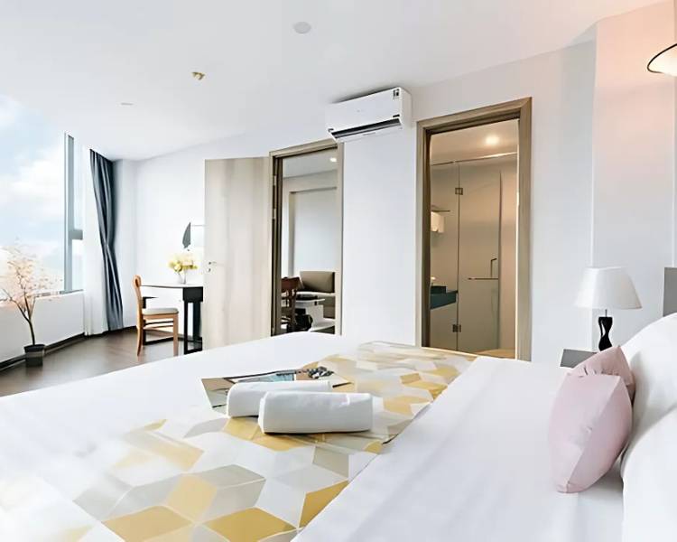 khach-san-Ivy-Luxury-Hotel-&-Apartment