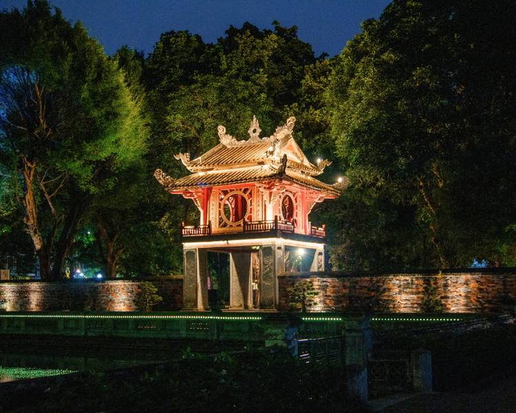 van-mieu-quoc-tu-giam