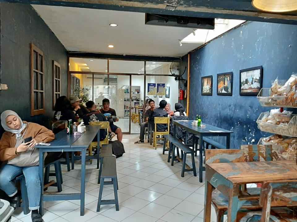 kafe dekat unisba