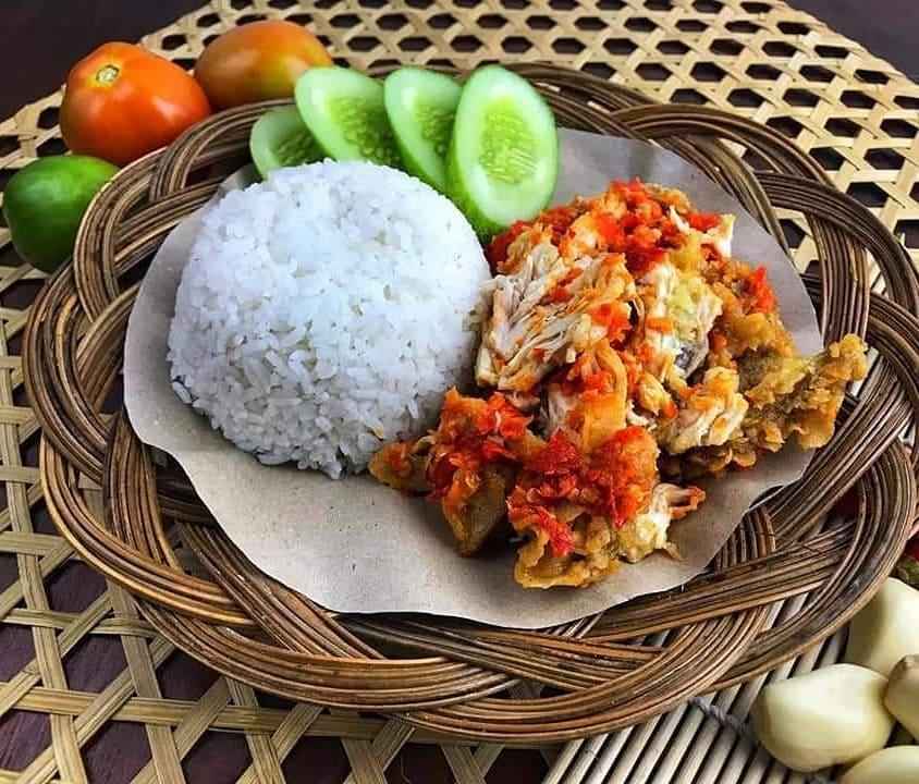 Ayam Geprek Juara - Sunter, Sunter, Jakarta Utara - Traveloka Eats