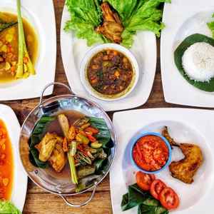 Kedai KawanQu (Free Delivery), Tomang, Jakarta Barat - Traveloka Eats