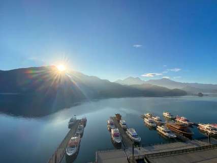 Most Beautiful Lakes in the US: Travel Guide & Top Activities
, Global Traveller