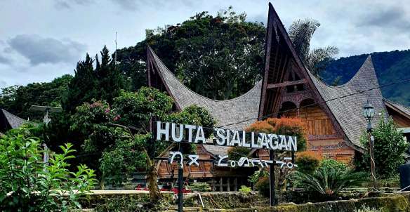 Huta Siallagan, Warisan Budaya Batak di Danau Toba