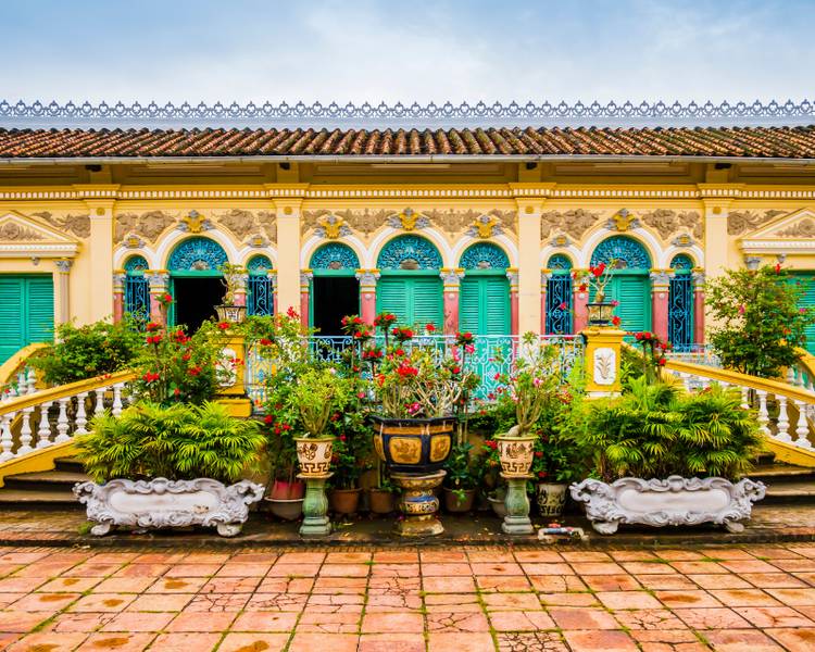 nha-co-binh-thuy
