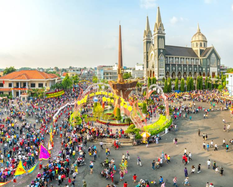 binh-duong-co-gi-choi