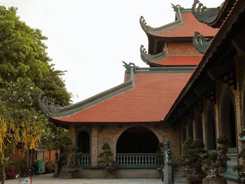 Kiến trúc độc đáo với các họa tiết tinh xảo tại chùa Gò Kén