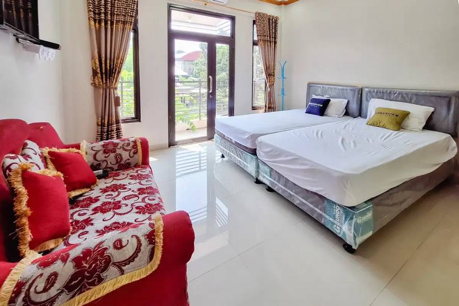 Urbanview hotel Penginapan Amanda Cianjur