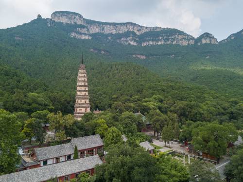 เจดีย์สี่ประตู ที่เที่ยวจี่หนาน ที่เที่ยวจี่หนาน