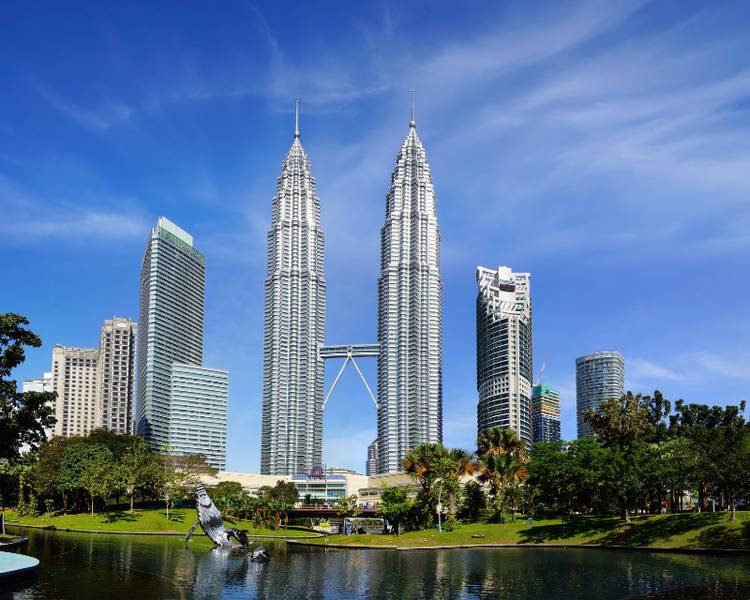 dia-diem-du-lich-kuala-lumpur-thap-doi-petronas