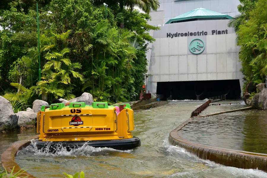 Jurassic Park Rapids Adventure ผจญภัยในเขตพื้นที่ไดโนเสาร์