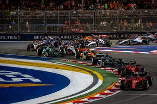 Ultimate guide to travelling to the Singapore Formula 1 in 2025, Traveloka Team