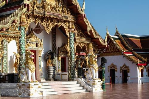 ที่เที่ยวสกลนคร