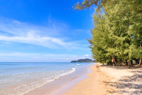 ทะเลใกล้กรุงเทพ - หาดเจ้าหลาว 