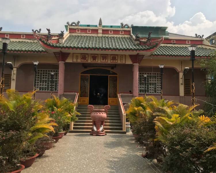 chua-long-hoa