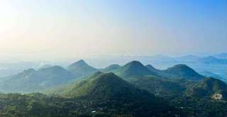 Rute Bukit Daolong, Cara ke Sana & Info Penting Lainnya, Travel Bestie