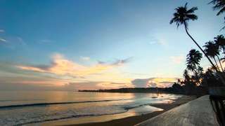 8 Rekomendasi Hotel di Nias View Pantai, Mas Bellboy