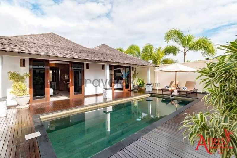Airis Luxury Villas & Spa
