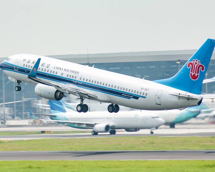 may-bay-china-southern-airlines
