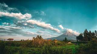 Berpetualang ke Sarkawi Lumajang, Camping Ground Gunung Semeru dan Hotel di Sekitarnya, Mas Bellboy