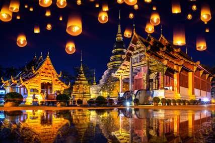 Loy Krathong in Thailand – Festival of Lights and Floating Lanterns
