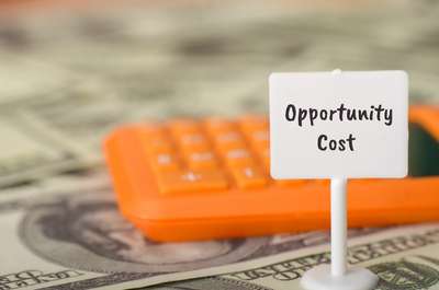 Pengertian, Ciri-Ciri & Cara Hitung Opportunity Cost , Financial Bestie