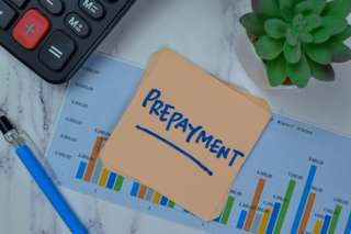 Pengertian, Penyebab & Pentingnya Prepayment Penalty dalam Pinjaman , Financial Bestie