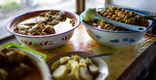 10 Rekomendasi Wisata Kuliner Lasem Terkenal & Terbaru 2025, Travel Bestie
