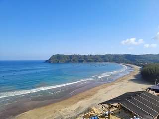 Keindahan Pantai JLS Tulungagung dan Rekomendasi Hotel Sekitarnya, Mas Bellboy