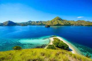 Pesona Sebayur Island dan Rekomendasi Hotel Sekitarnya, Mas Bellboy