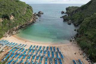 Menyelami Keindahan Pantai Ngrenehan Jogja dan Rekomendasi Hotel Sekitarnya, Mas Bellboy
