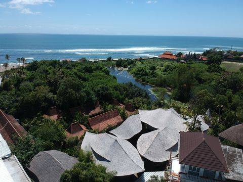 ZIN Canggu Resort & Villas
