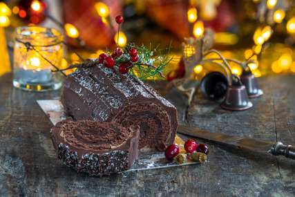 15 Best Christmas Log Cakes & Stays in Singapore