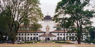 Itinerary Bandung 3 Hari 2 Malam – Wisata Kekinian dan Hits, Mas Bellboy