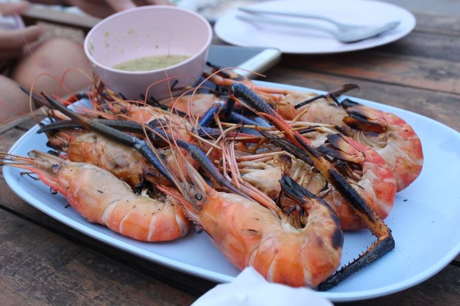 Hải sản tại đảo san hô Koh Larn được đánh bắt trong ngày nên luôn giữ được độ ngọt