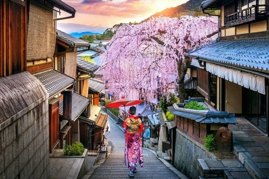 Gion Kyoto nổi tiếng nhờ vẻ đẹp hoài cổ và lãng mạn hiếm có