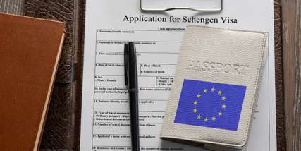 Hướng Dẫn Xin Visa Schengen 2026 Cho Người Việt: Hồ Sơ, Chi Phí và Cập Nhật EES Mới Nhất, Traveloka VN