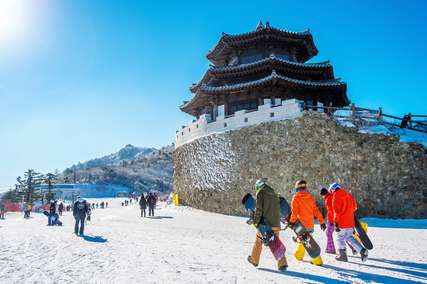Guide to Do Ski in Korea: Resorts, Tips & Fun