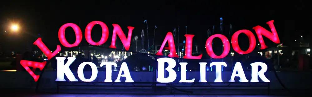 Alun Alun Blitar Wisata Populer