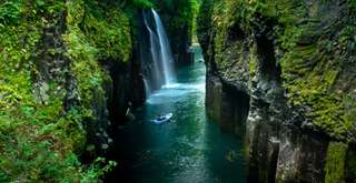 Takachiho Gorge: Pesona Alam Spektakuler di Jantung Kyushu, Jepang, Xperience Team
