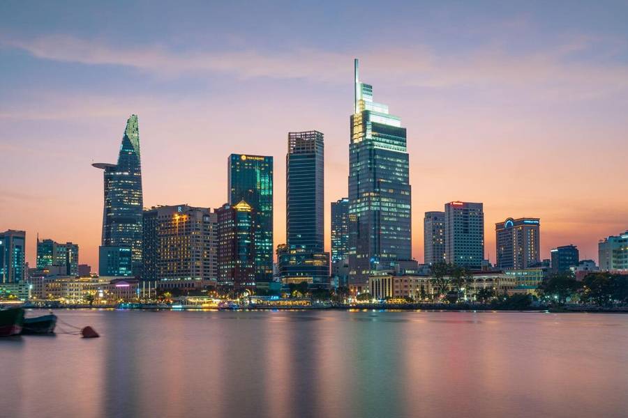 Trải nghiệm du thuyền ngắm cảnh trên sông Sài Gòn.