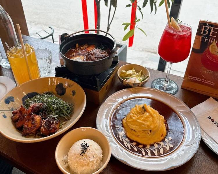 Dotori Dining là nhà hàng Thảo Điền mang đến trải nghiệm ẩm thực Nhật Bản tinh tế trong không gian nhỏ xinh