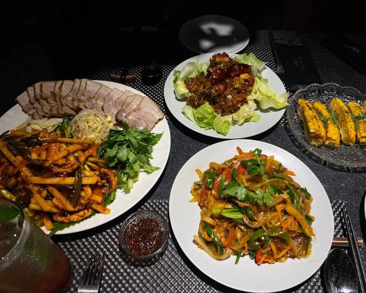 Dontam là nhà hàng ở Thảo Điền nổi bật với phong cách fine dining tinh tế