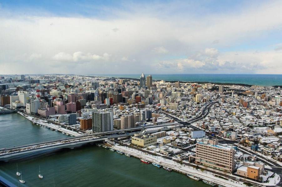 Niigata là một thành phố cảng xinh đẹp thuộc vùng Chubu.