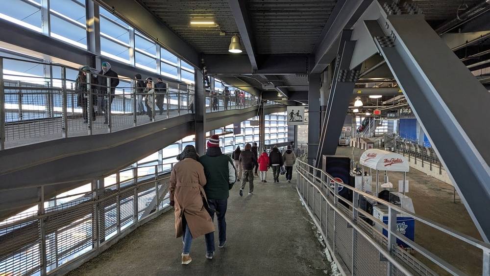 Các tour tham quan được Metlife Stadium tổ chức thường xuyên. 