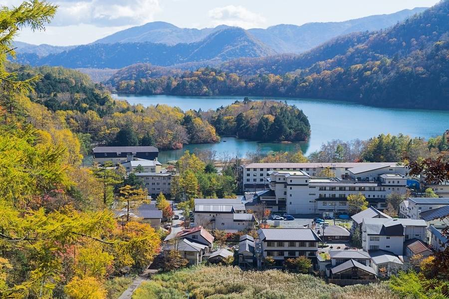 Khu suối nước nóng Okunikko Yumoto. 